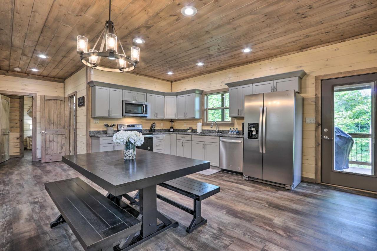 Villa Smoky Cove Retreat With Private Hot Tub And Deck! Sevierville Exterior foto