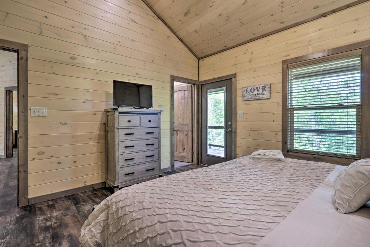 Villa Smoky Cove Retreat With Private Hot Tub And Deck! Sevierville Exterior foto